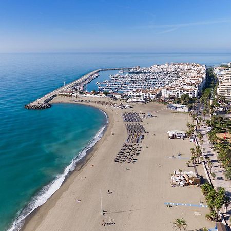 Hotel Me Marbella Exteriér fotografie Aerial view of Sabinillas