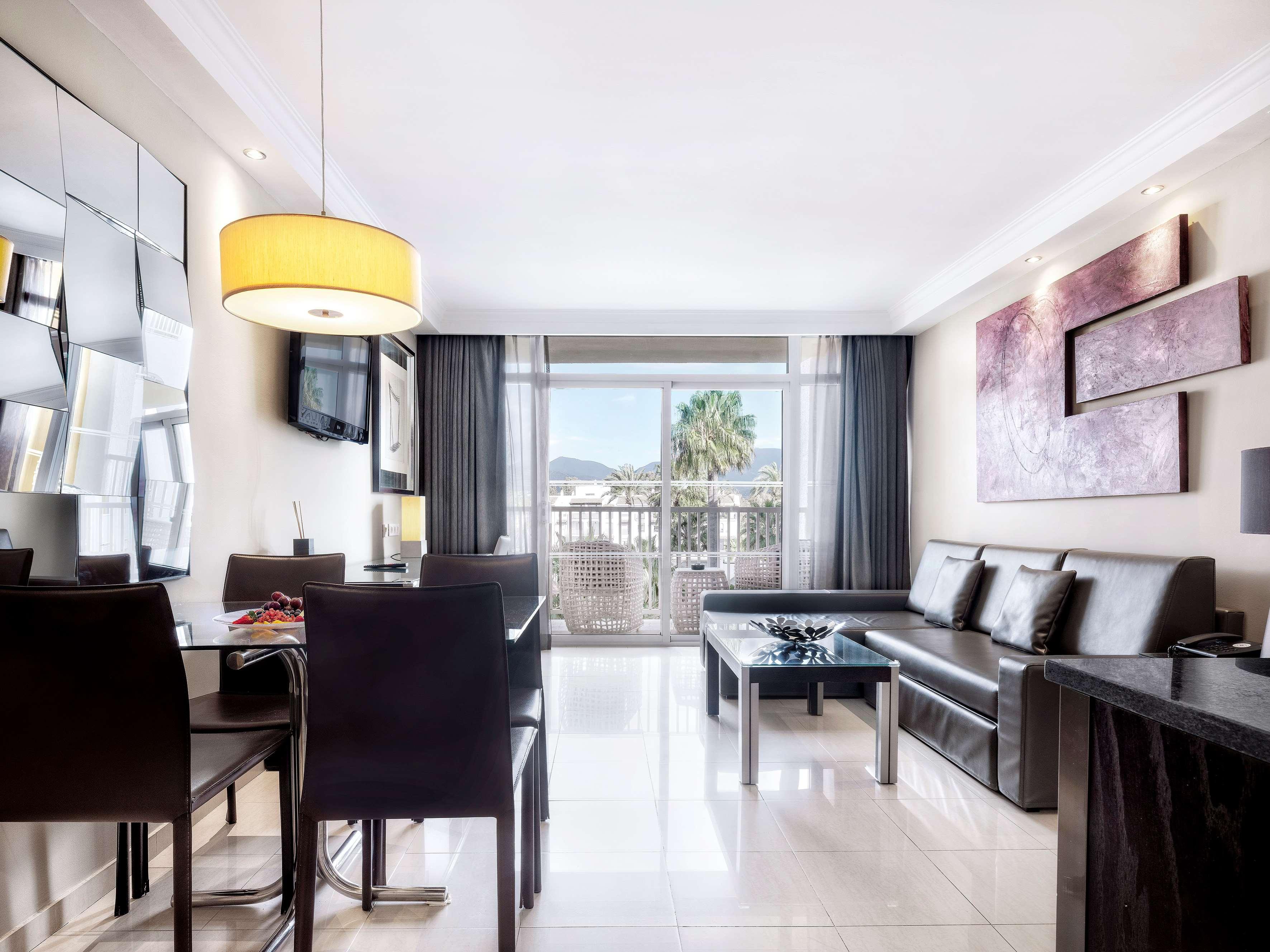 Hotel Me Marbella Exteriér fotografie A typical apartment