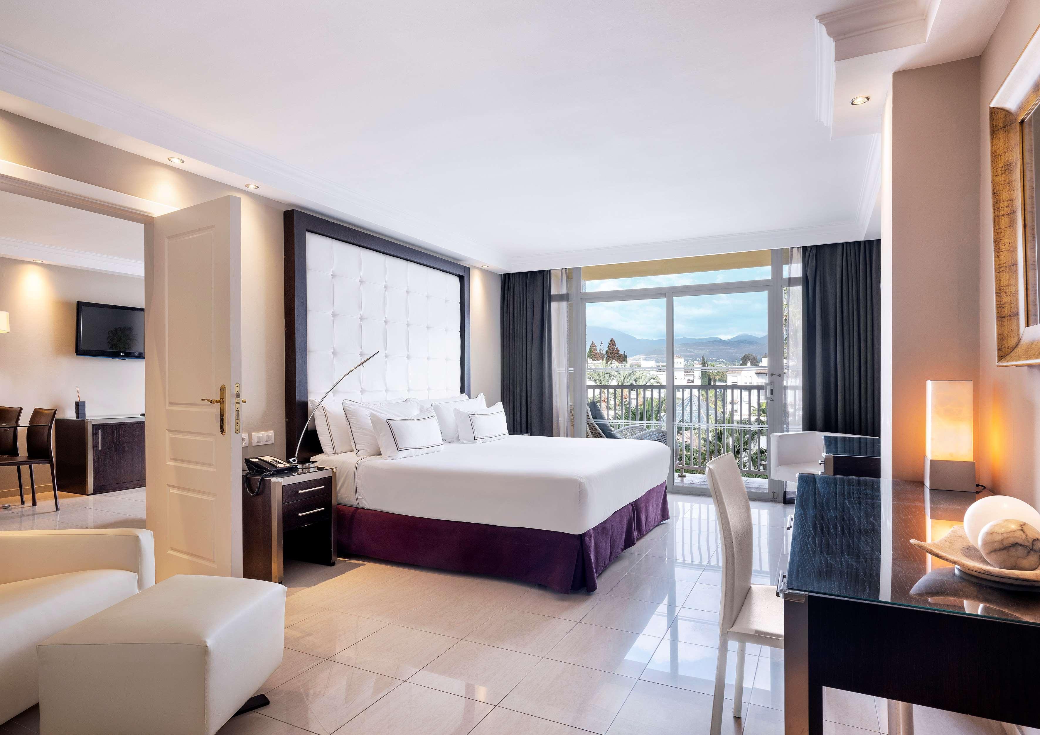 Hotel Me Marbella Exteriér fotografie Suite
