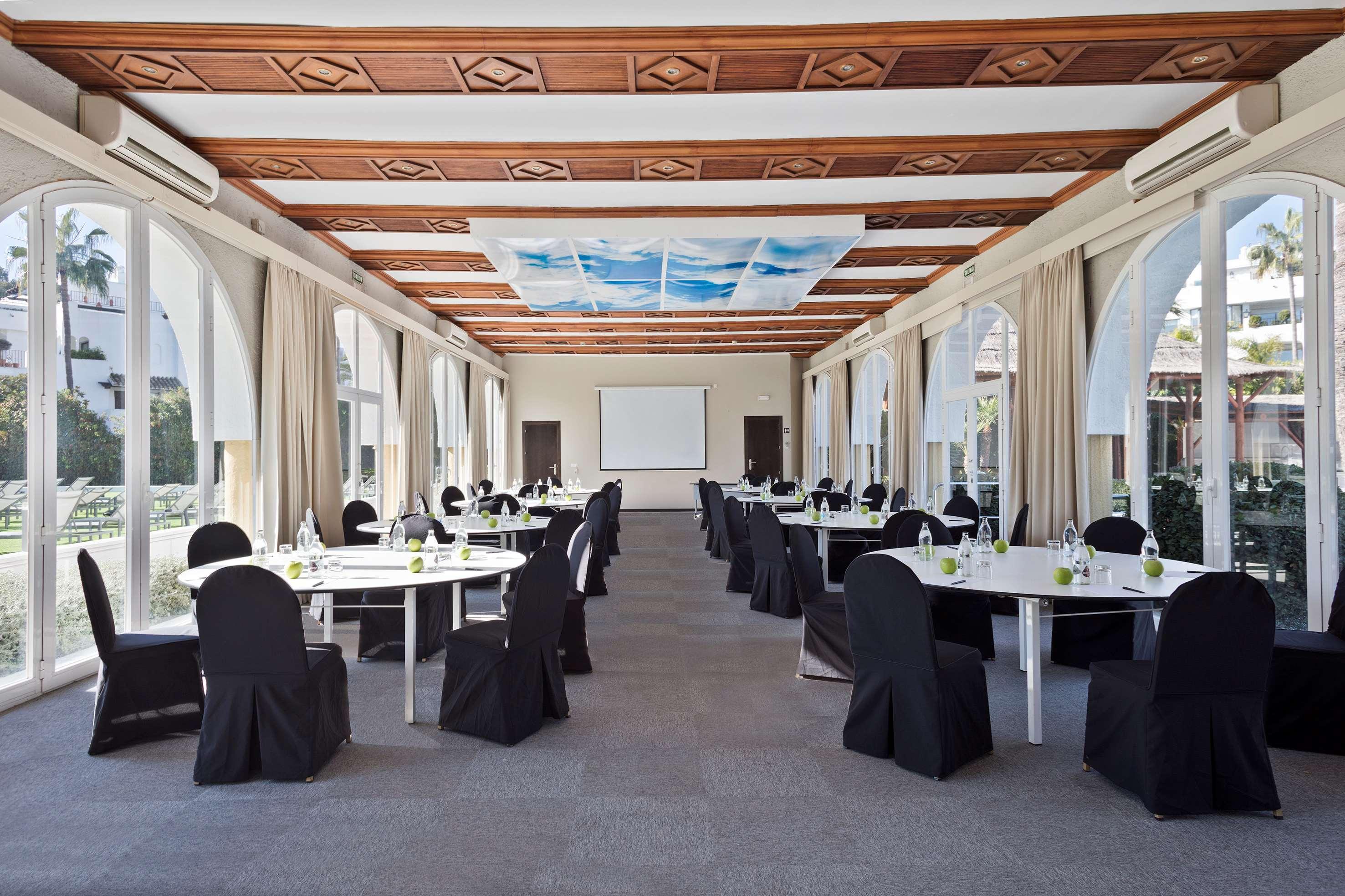 Hotel Me Marbella Exteriér fotografie Meeting room