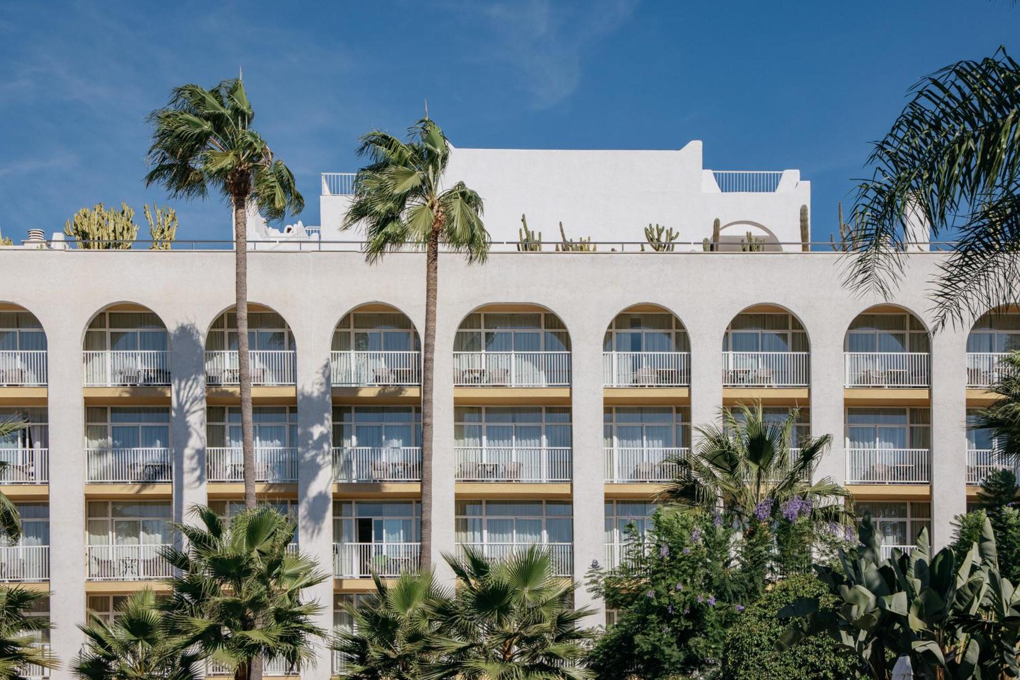 Hotel Me Marbella Exteriér fotografie The Standard West Hollywood